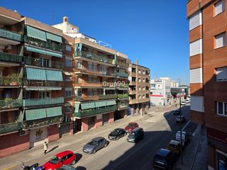 Piso en Balàfia. Amplio y luminoso piso en la zona alcalde porqueres