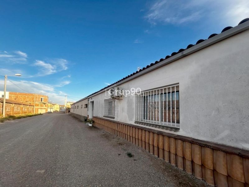 Foto 2ebdf94e-c90b-4629-aae7-14a67f55ef5d. Casa amb aparcament a Arbeca