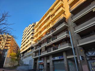 Posto auto  Carrer de l'escorxador. Plaza de garaje en la calle lluís companys  escorxador