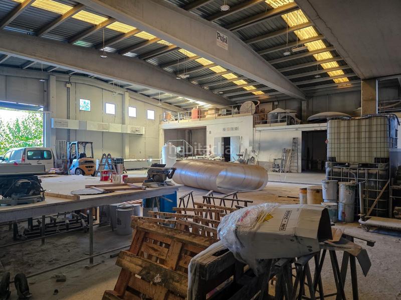 Foto a40e91f3-1830-417b-bf4c-f954c3167ad2. Casa amb aparcament a Almacelles