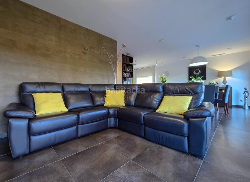 Foto a5c62bb2-457b-46db-9cdb-da85a3b27337. Casa amb aparcament a Almacelles