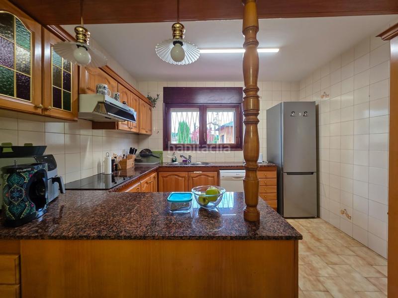 Foto ed1aa2b9-c00a-4033-bc50-ac5c8b88494c. Casa amb aparcament a Almacelles