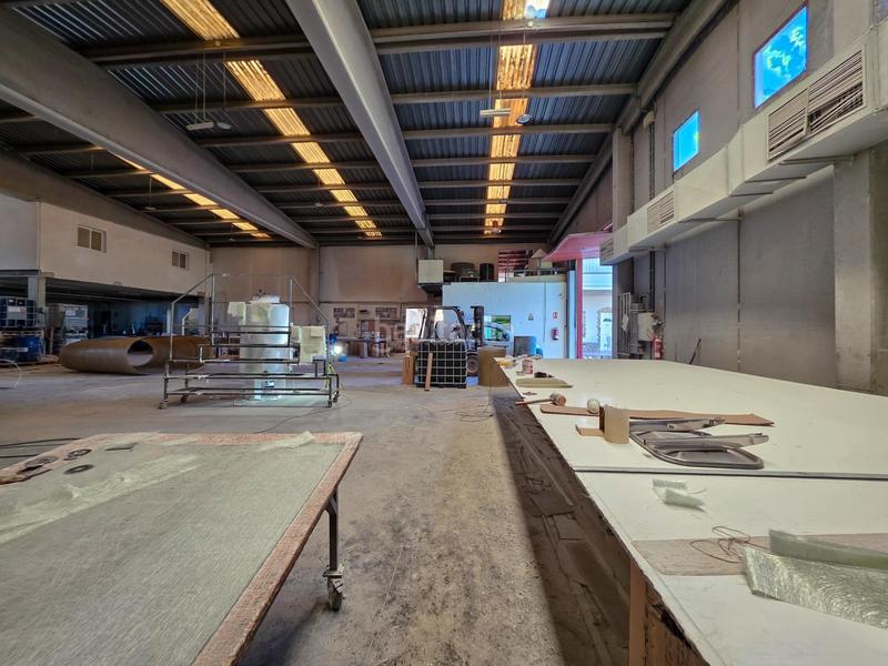 Foto fa1d27f1-c58f-4e65-a3ed-442af3b37848. Casa amb aparcament a Almacelles