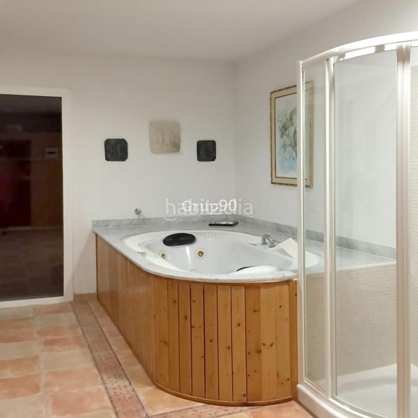 Foto 3ce91f7d-e7df-4b85-bdaa-0ab0df049ab1. Casa amb calefacció aparcament a La Bordeta Lleida