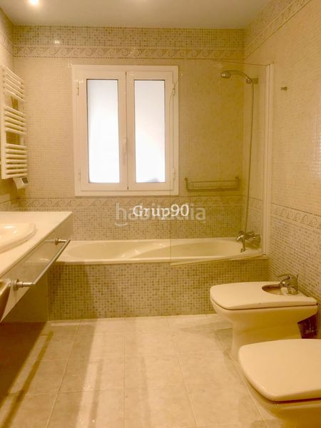 Foto 500c7662-63a8-46ee-928f-0750a83a90c2. Casa amb calefacció aparcament a La Bordeta Lleida