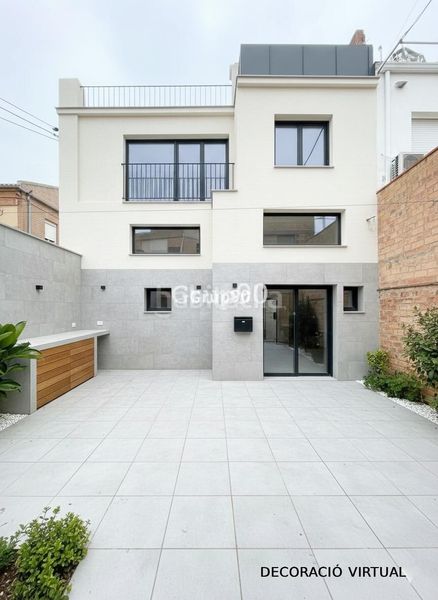 Foto bb48ebd3-2296-485d-8f02-64387c7be016. Casa amb calefacció aparcament a Sunyer