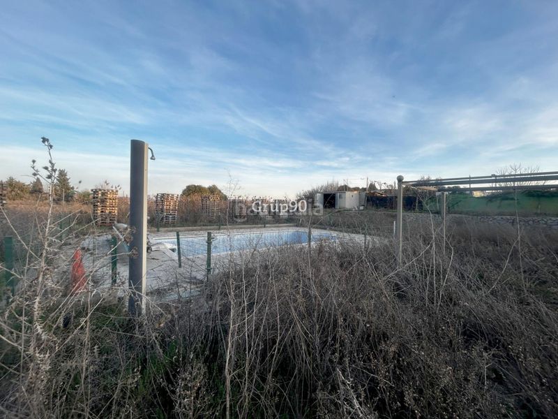Foto 73075c18-50d8-4495-b860-17c3b9c8820c. Xalet amb calefacció aparcament piscina a Partides Rurals Lleida