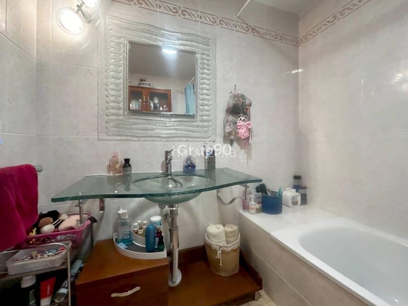 Foto e89c042d-bff3-4d0f-8135-648ff2c89a4b. Pis amb calefacció aparcament a Pardinyes Lleida