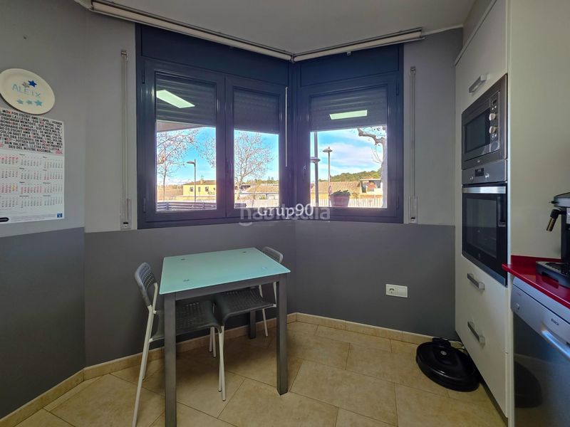 Foto 37560523-b02f-4efd-b6a5-479360206b8b. Casa aparellada amb calefacció aparcament a Raimat Lleida