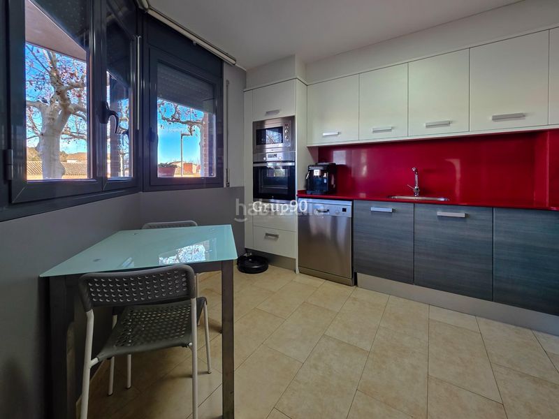 Foto 5221ef81-e08a-485b-8ba6-dba0535d4d29. Casa aparellada amb calefacció aparcament a Raimat Lleida