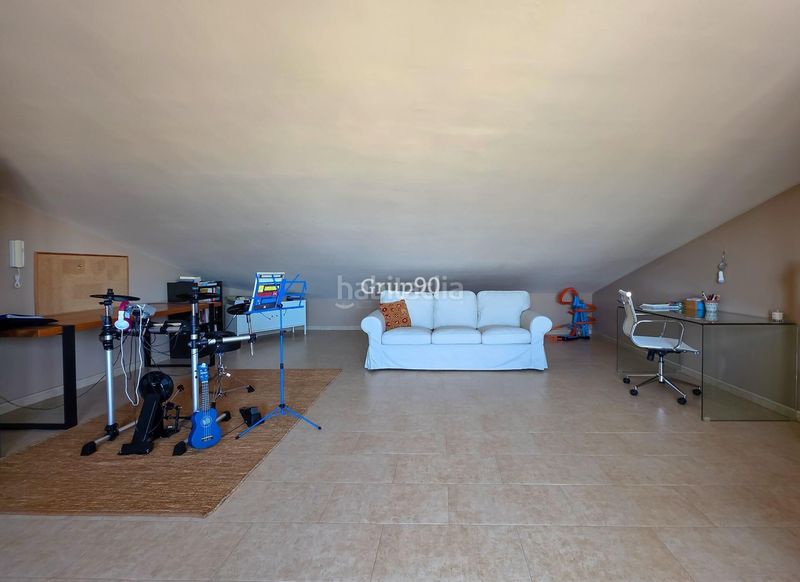 Foto d5073dde-d4f3-40f6-b4ce-9995345d7f90. Casa aparellada amb calefacció aparcament a Raimat Lleida