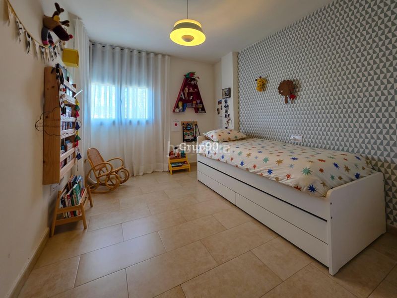 Foto e269e8d8-25ce-4220-9e21-0f8bf9afb146. Casa aparellada amb calefacció aparcament a Raimat Lleida