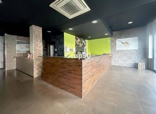 Local Comercial  Calle d'agusti duran i sanpere. Local comercial en venta  en cappont  oportunidad para restaurac