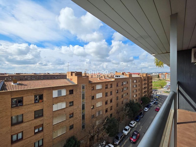 Foto 7d18a7c5-81bd-4ef1-89e9-00d9e6627f3b. Àtic amb calefacció a Joc de la Bola - Camps d'Esports Lleida
