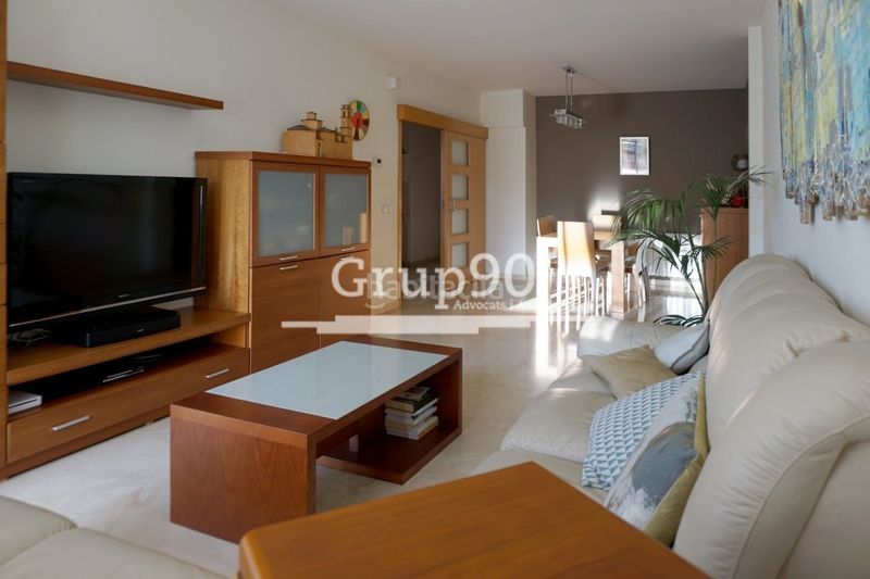 Foto 136a35d1-2d0c-458d-a9cb-de0bc6802588. Àtic amb calefacció aparcament a Alguaire