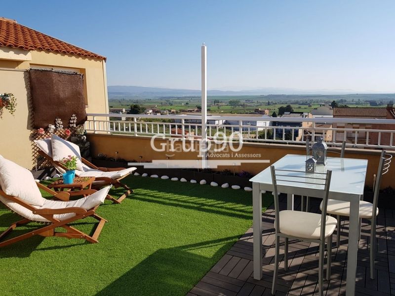 Foto 8df64244-9062-4c92-a26f-f13a9cca049a. Àtic amb calefacció aparcament a Alguaire