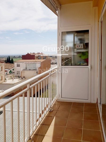 Foto 9fb15311-f6d3-4961-8c29-961770647672. Àtic amb calefacció aparcament a Alguaire