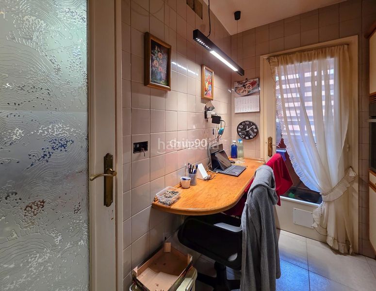 Foto b83bcce3-a550-4ef6-921a-d0b89fd6e721. Piso acogedor piso de 3 habitaciones, ideal para familias en Lleida