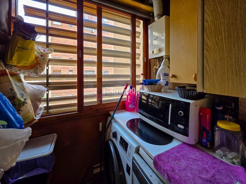 Foto c2b29702-bd29-4687-a7e7-caa97e8b8922. Piso acogedor piso de 3 habitaciones, ideal para familias en Lleida