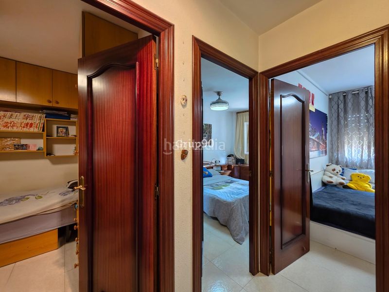 Foto e7fd05ee-db7c-4fa6-ba59-6730756c0343. Piso acogedor piso de 3 habitaciones, ideal para familias en Lleida