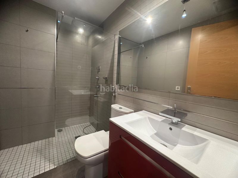 Foto 481e672c-5c36-4b97-8a5a-8d97045e3f46. Pis amb piscina a Barenys Salou