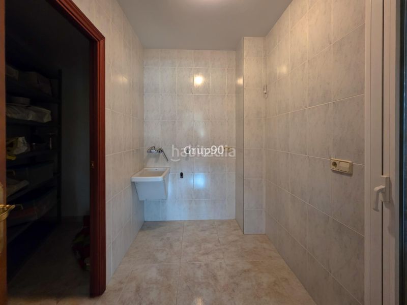 Foto 3d077128-f948-45c4-a832-52893cf2eddf. Xalet amb calefacció aparcament a Ciutat Jardí Lleida