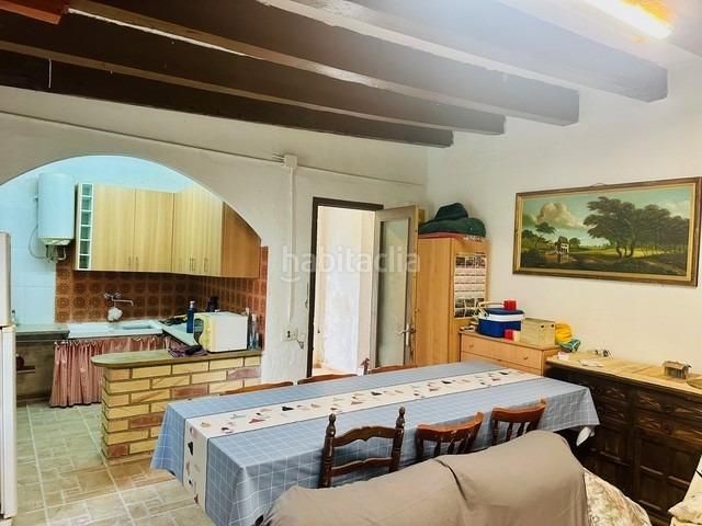 Foto 2e15e758-47f5-4dc7-bd3a-fc168178f1fb. Masia amb aparcament piscina a Aldover