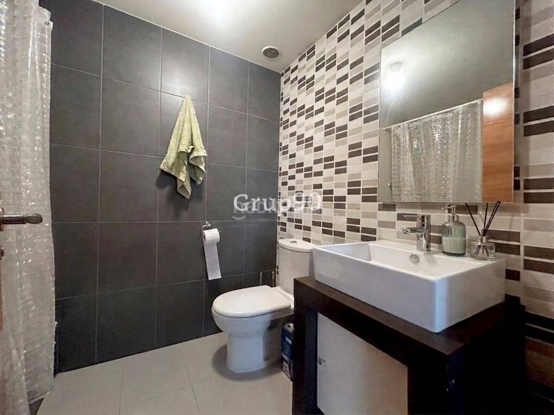 Foto d30ee35f-befd-4d23-a401-1b4ede2c6d8a. Pis amb calefacció aparcament a Cappont Lleida