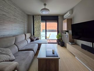 Appartement à Alpicat. Oportunidad en alpicat amplio piso de 4 habitaciones con parking