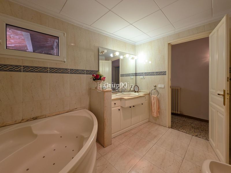 Foto be293780-81c6-4d7a-bab2-3b11a066a9b9. Casa amb calefacció aparcament a Almenar