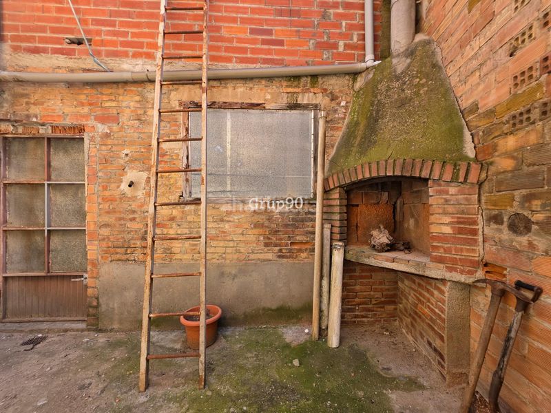 Foto d79f7aaf-a3a7-412b-91e1-bf1e348afa62. Casa amb calefacció aparcament a Almenar