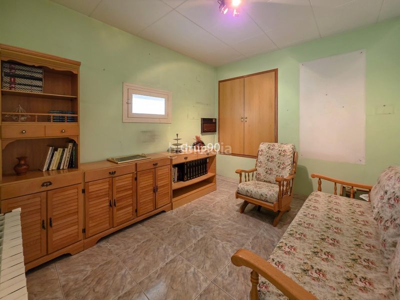 Foto eac946d7-f627-4ca2-a304-c3b700e521cc. Casa amb calefacció aparcament a Almenar