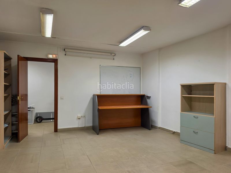 Foto c9b793cb-6d51-4202-8030-4c0b739f28ba. Oficina a Cappont Lleida