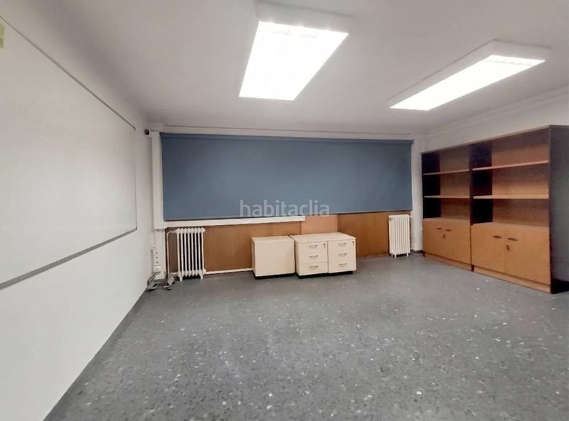 Foto 3ef83baf-8b2d-41d0-952b-dbb293b1c8d2. Local comercial a Mariola Lleida