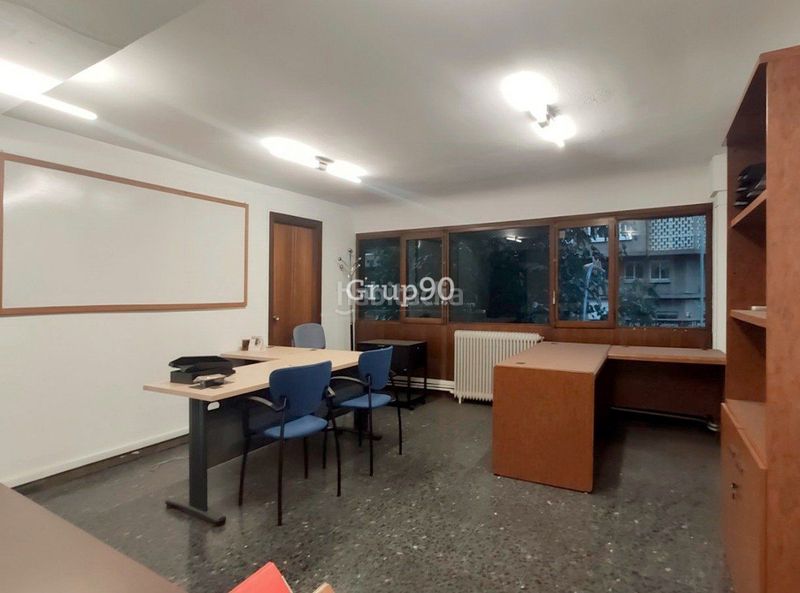 Foto 474ac2bc-8902-41a1-9fc3-3882360c14f4. Local comercial a Mariola Lleida