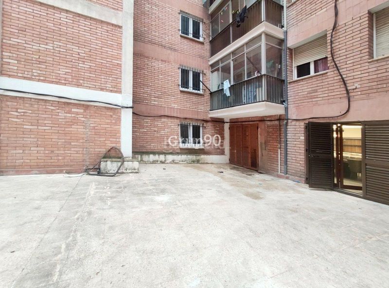 Foto f311113d-c8d2-4cdb-b98a-95bd75dc0ee7. Local comercial a Mariola Lleida
