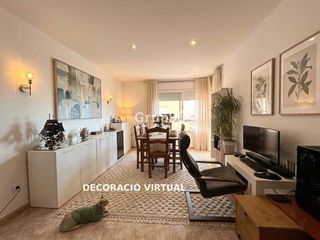 Apartament  Avenida artesa. Piso en venta en la bordeta para inversores o para invertir hoy
