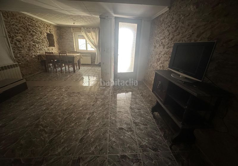 Foto 403b2f71-e1b8-4a02-8808-f00b982195b9. Casa a Santa Bàrbara