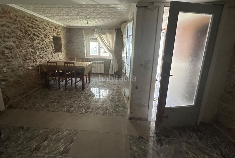 Foto c65e052b-11c2-4b41-91d4-e3f9527eff27. Casa a Santa Bàrbara
