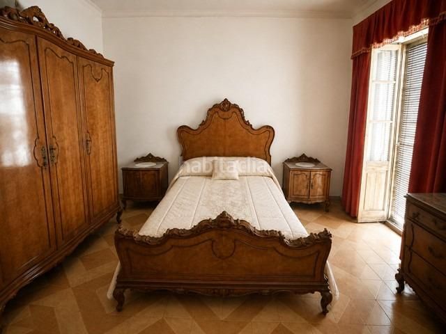 Foto 48ce11ac-fee1-45c8-b49b-ac89f6275c87. Casa amb aparcament a Santa Bàrbara