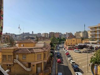 Pis a Príncep de Viana-Clot-Xalets Humbert Torres