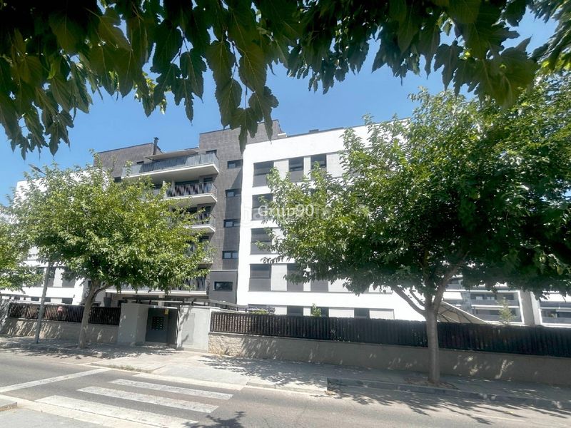 Foto 0eb3a48f-20ac-4f86-a709-29695330108d. Planta baixa amb calefacció aparcament piscina a Lleida