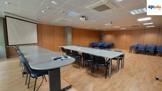 Büro in Carrer  Llorenç Agustí Claveria.