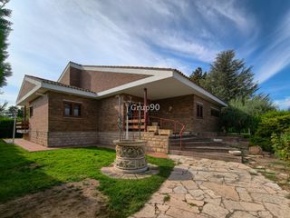 Chalet in Alpicat. Exclusivo chalet independiente en la mejor zona de alpicat!