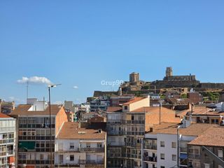 Piso en Príncep de Viana-Clot-Xalets Humbert Torres. Piso luminoso junto a plaza europa  3 habitaciones