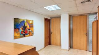 Büro  Carrer de pelayo. Se vende! increíble entresuelo, próximo a ronda mijares