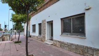 Geschäftsraum  Avinguda del mar. Se vende magnifico local con techos altos, zona av. del mar