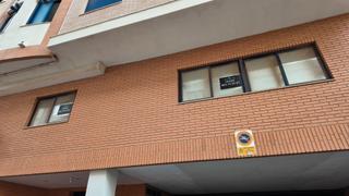 Geschäftsraum  Calle río navia. Se vende, increible local-entresuelo exterior, muy amplio! en ca