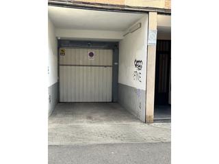Parking coche en Calle canteras de tilli 3. Plazas de garaje moto