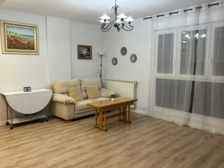 Lloguer Apartament  N/a. Disponible en septiembre